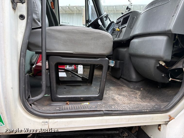 image for item FC3100 2006 International 7500 fuel truck