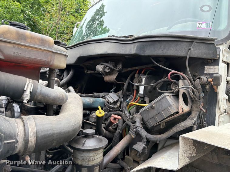 image for item FC3100 2006 International 7500 fuel truck