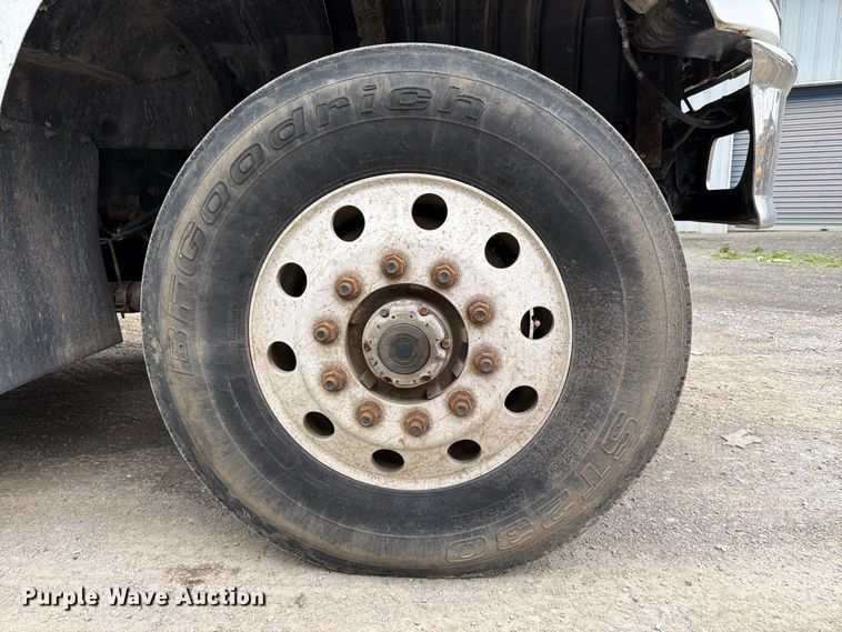 image for item FC3100 2006 International 7500 fuel truck