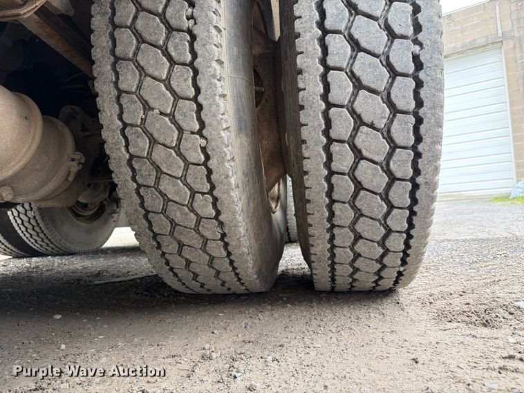 image for item FC3100 2006 International 7500 fuel truck
