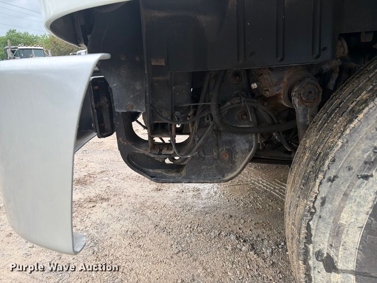 image for item FC3102 2020 International HV613 semi truck