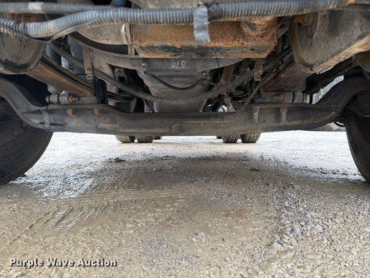 image for item FC3102 2020 International HV613 semi truck
