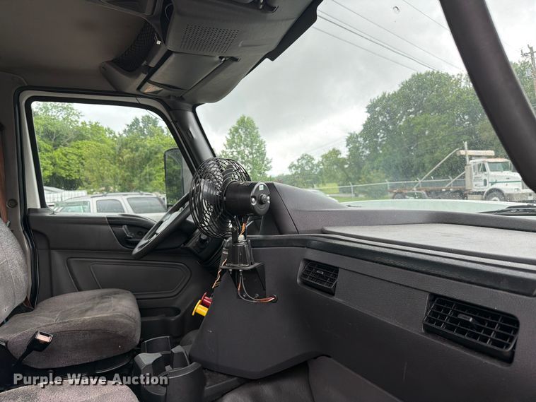 image for item FC3102 2020 International HV613 semi truck