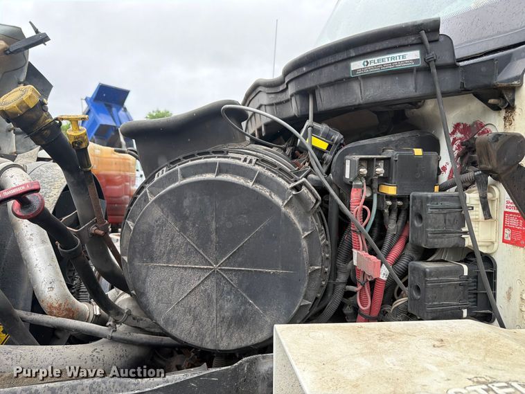 image for item FC3102 2020 International HV613 semi truck