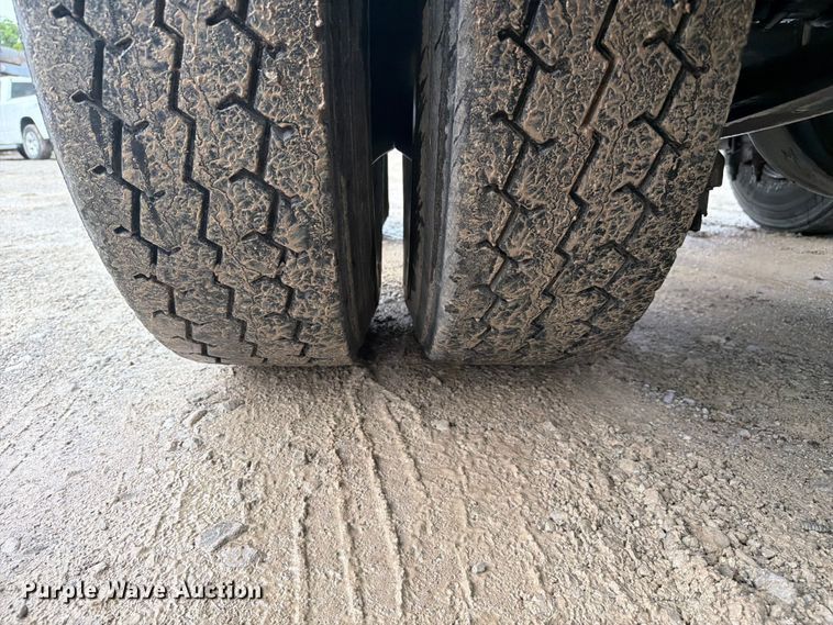image for item FC3102 2020 International HV613 semi truck