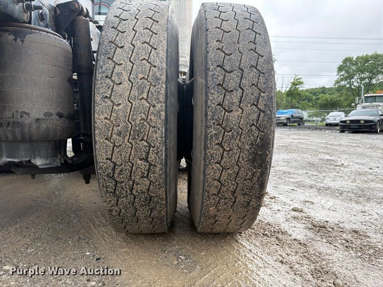 image for item FC3102 2020 International HV613 semi truck