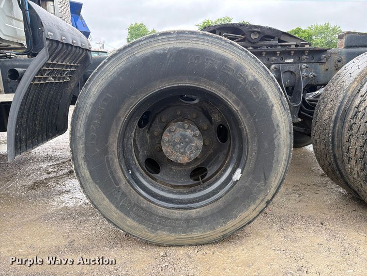 image for item FC3102 2020 International HV613 semi truck
