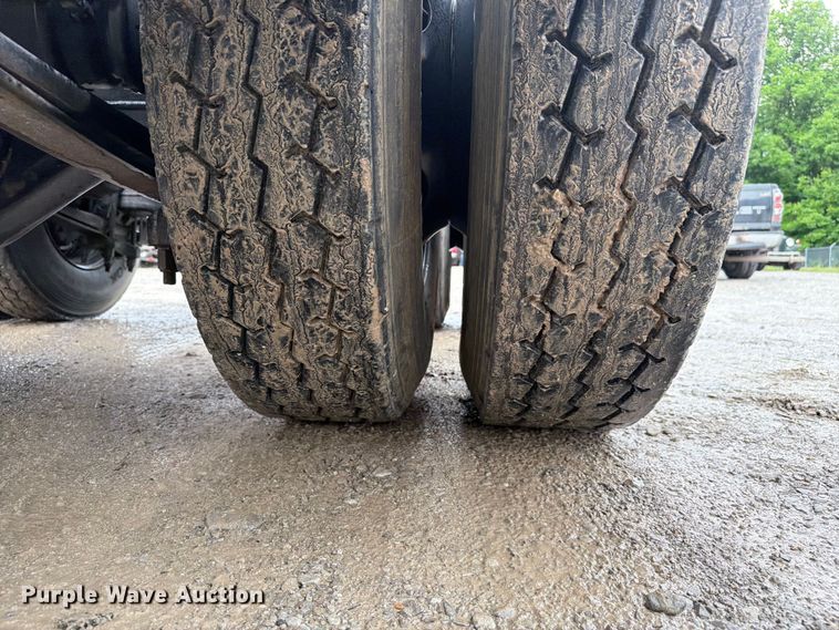 image for item FC3102 2020 International HV613 semi truck