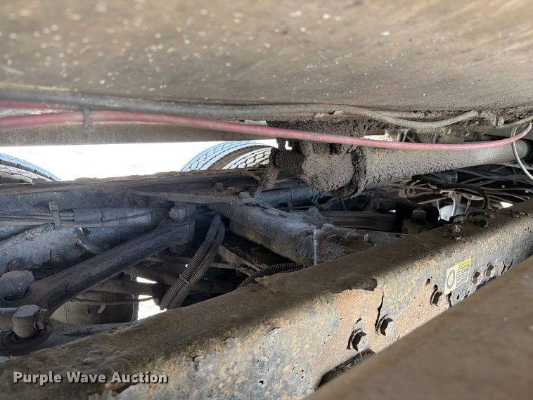 image for item FC3115 2009 Kenworth T800 fuel truck