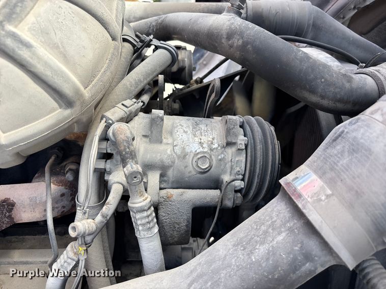 image for item FC4683 2006 Mack MR refuse truck