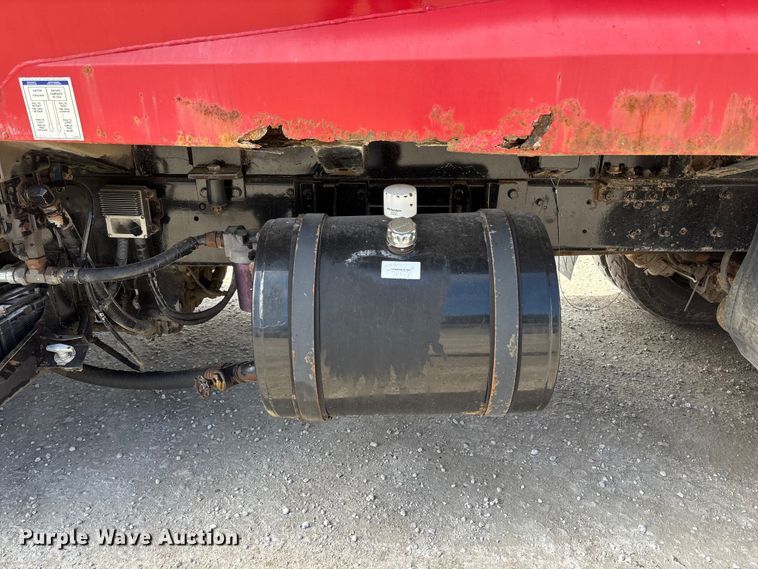 image for item FC4686 2007 Mack MR refuse truck