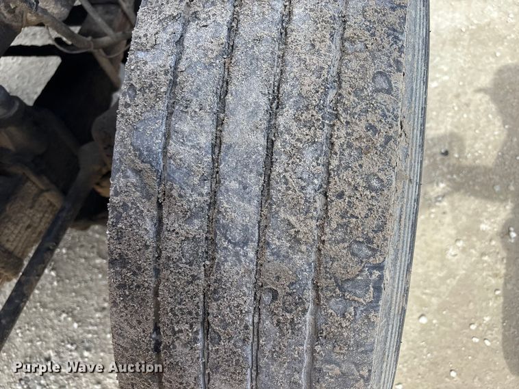 image for item FC4686 2007 Mack MR refuse truck