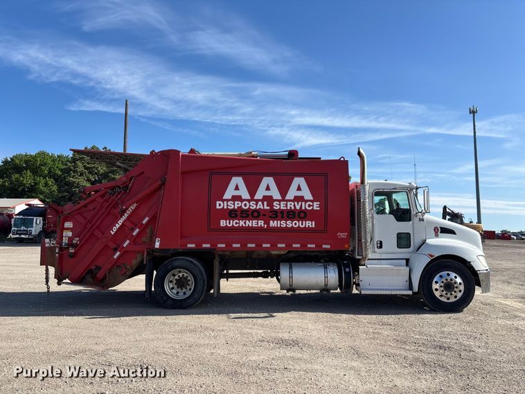 image for item FC4688 2014 Kenworth T370 refuse truck