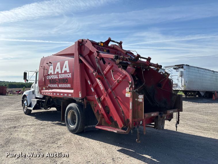 image for item FC4688 2014 Kenworth T370 refuse truck