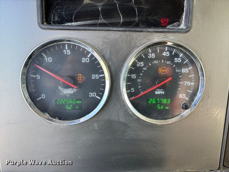 image for item FC4688 2014 Kenworth T370 refuse truck