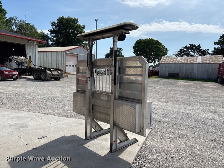 image for item FC4690 ProTech headache rack
