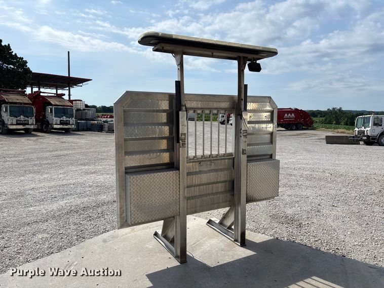 image for item FC4690 ProTech headache rack