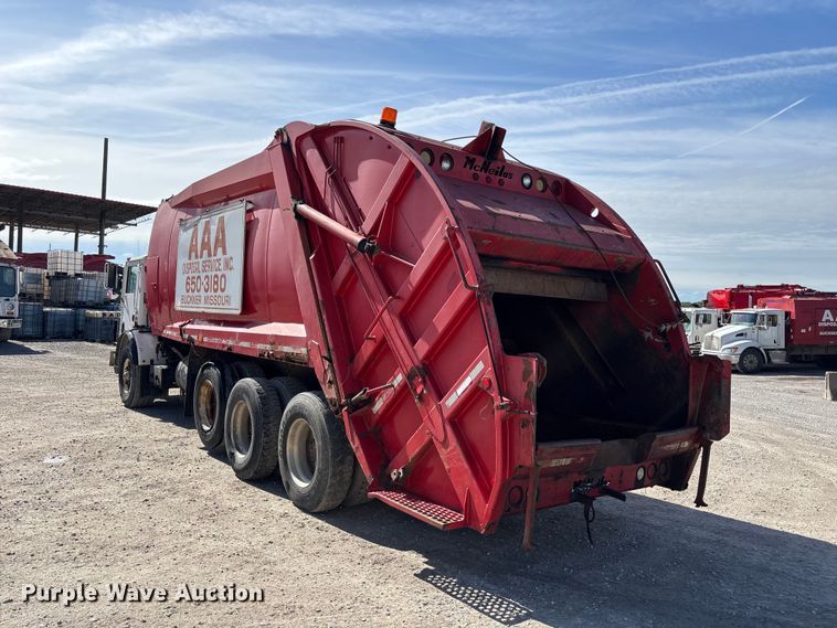 image for item FC4693 1994 Mack MR refuse truck