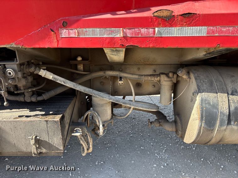 image for item FC4693 1994 Mack MR refuse truck