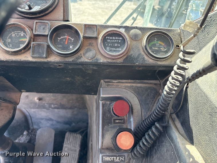 image for item FC4693 1994 Mack MR refuse truck