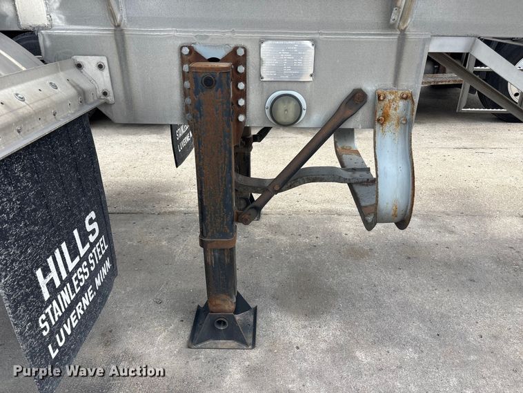 image for item FC4698 1997 Walker Stainless tank trailer