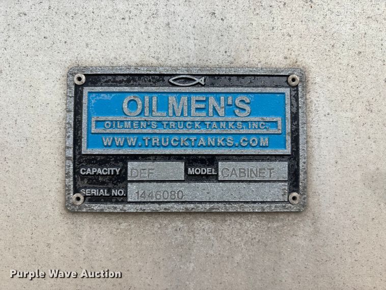 image for item FC4698 1997 Walker Stainless tank trailer