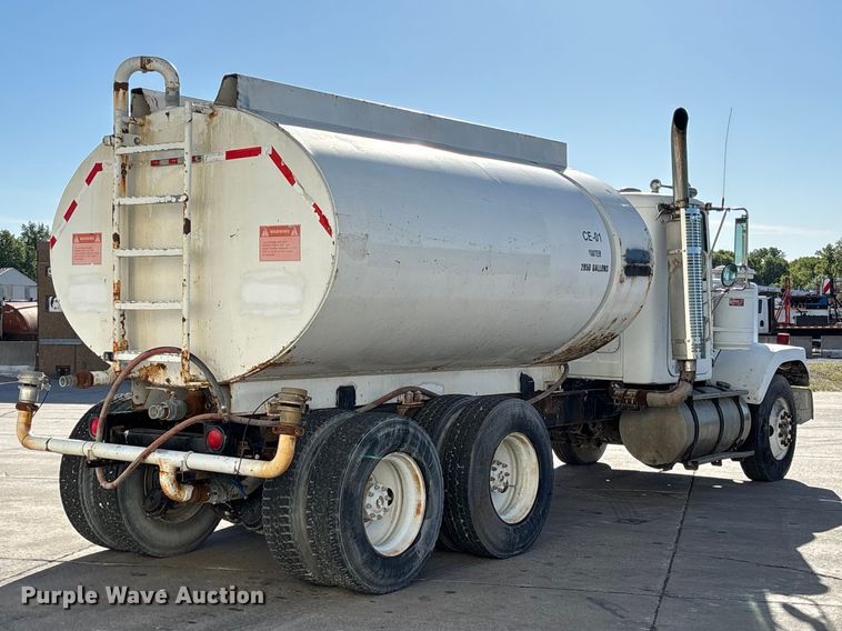 image for item FC5737 1987 GMC 9500 water truck