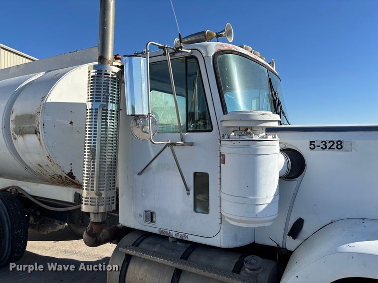 image for item FC5737 1987 GMC 9500 water truck