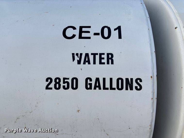 image for item FC5737 1987 GMC 9500 water truck