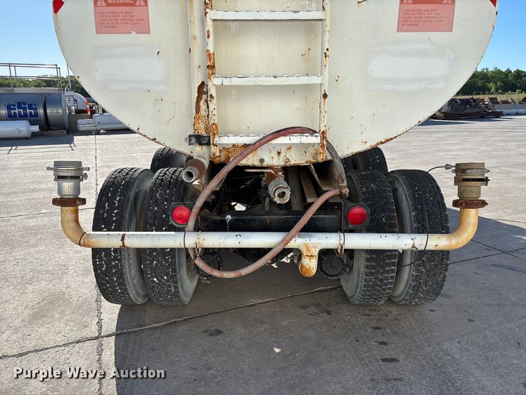 image for item FC5737 1987 GMC 9500 water truck