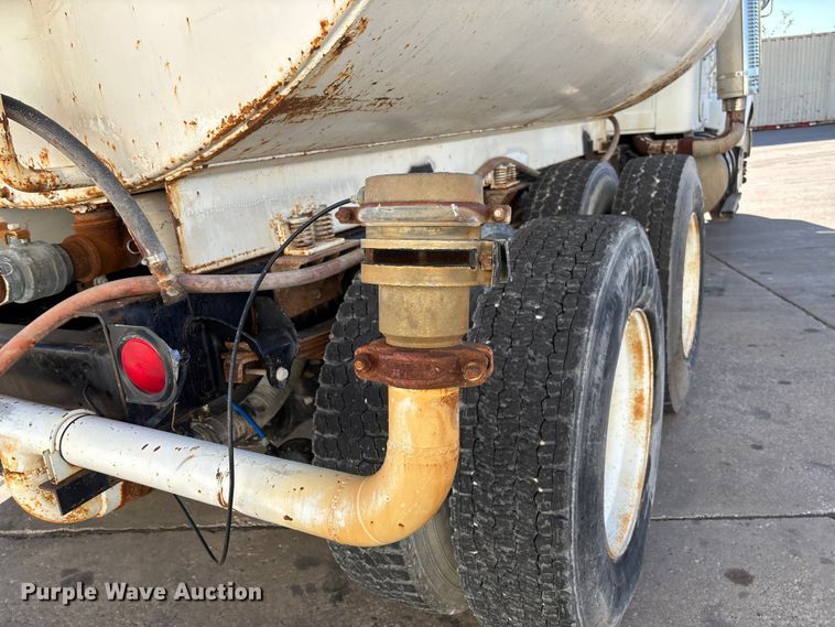 image for item FC5737 1987 GMC 9500 water truck