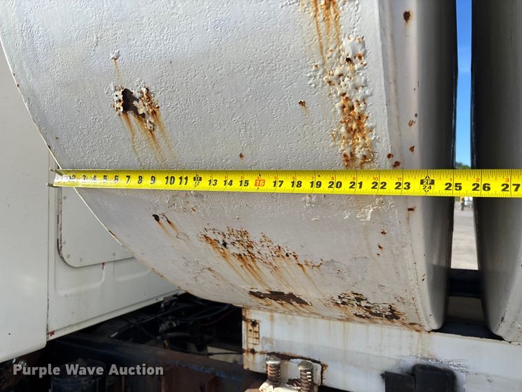 image for item FC5737 1987 GMC 9500 water truck