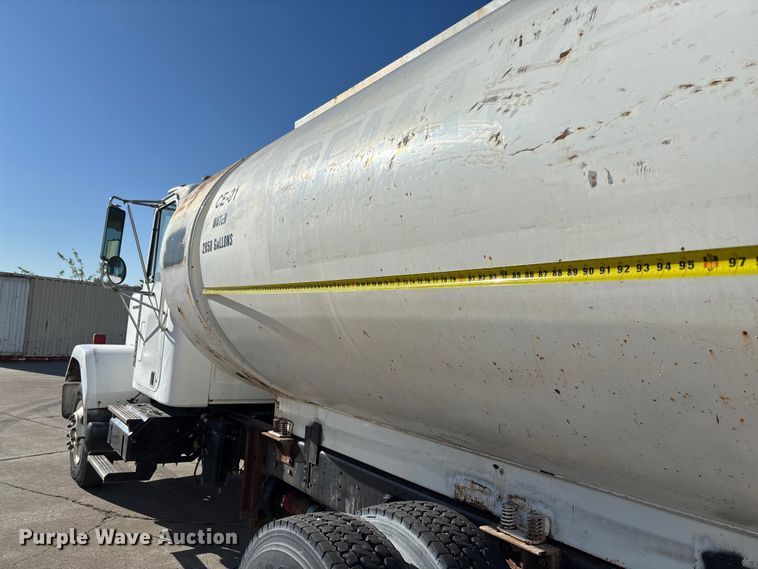 image for item FC5737 1987 GMC 9500 water truck
