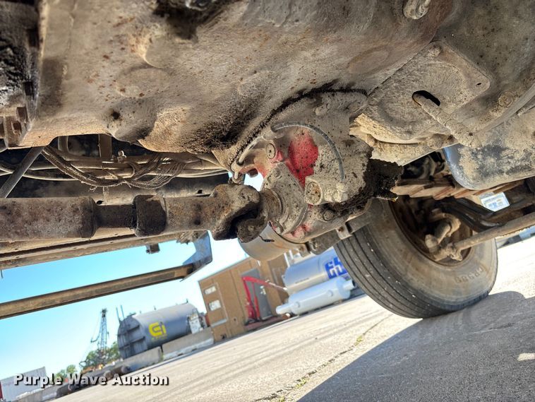 image for item FC5737 1987 GMC 9500 water truck