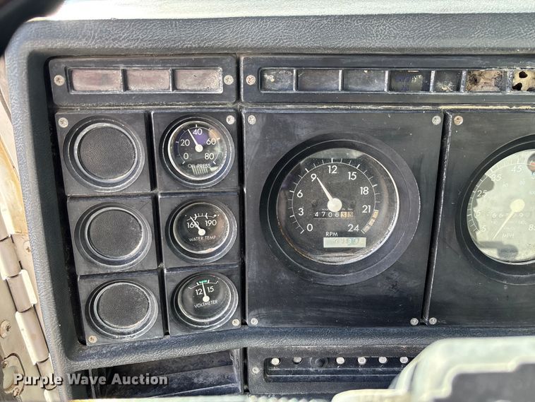 image for item FC5737 1987 GMC 9500 water truck