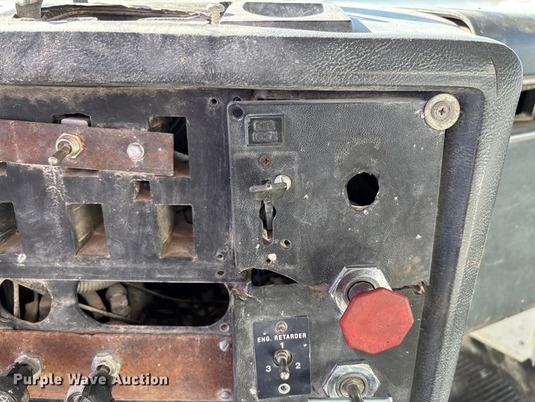 image for item FC5737 1987 GMC 9500 water truck