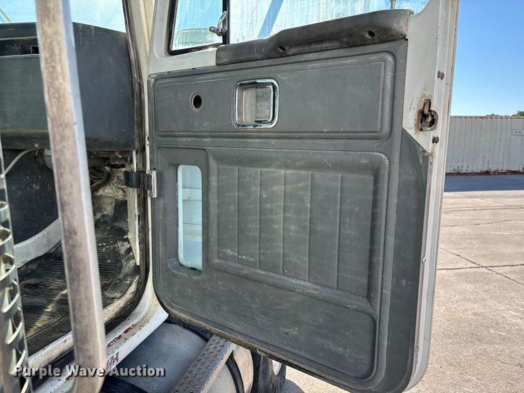 image for item FC5737 1987 GMC 9500 water truck