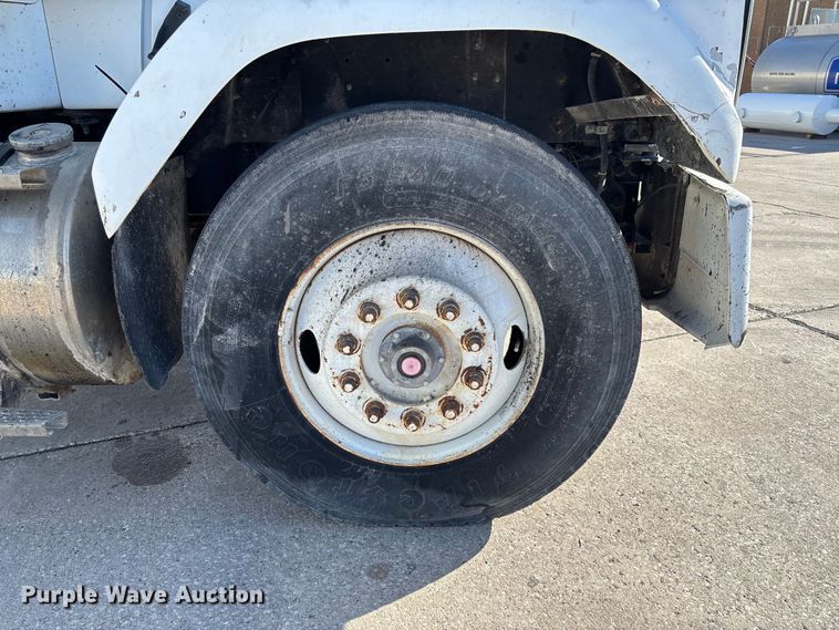 image for item FC5737 1987 GMC 9500 water truck