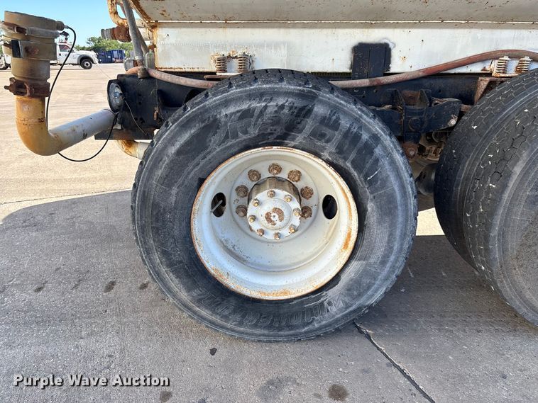image for item FC5737 1987 GMC 9500 water truck