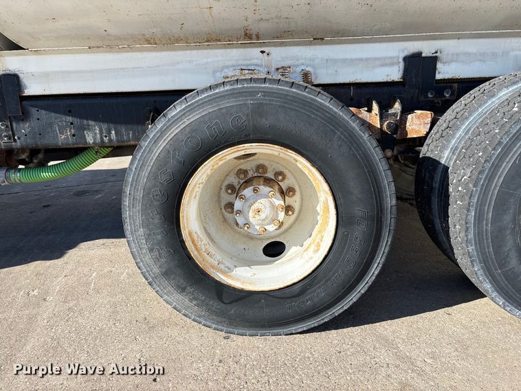 image for item FC5737 1987 GMC 9500 water truck