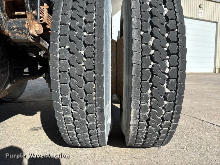image for item FC5737 1987 GMC 9500 water truck