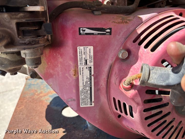 image for item FC5753 1996 International 9400 water truck