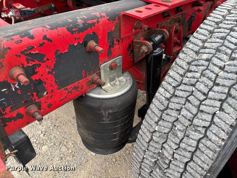 image for item FC5808 2007 International 8600 semi truck