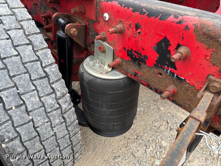 image for item FC5808 2007 International 8600 semi truck