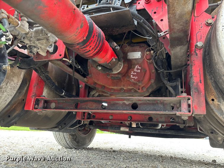 image for item FC5809 2007 International 8600 semi truck