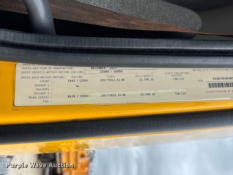 image for item FC5812 2016 Volvo VNL semi truck