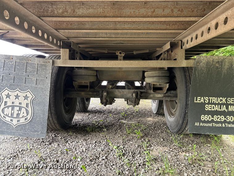 image for item FC5837 2008 Strick dry van trailer