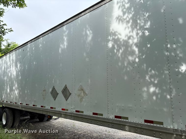 image for item FC5837 2008 Strick dry van trailer