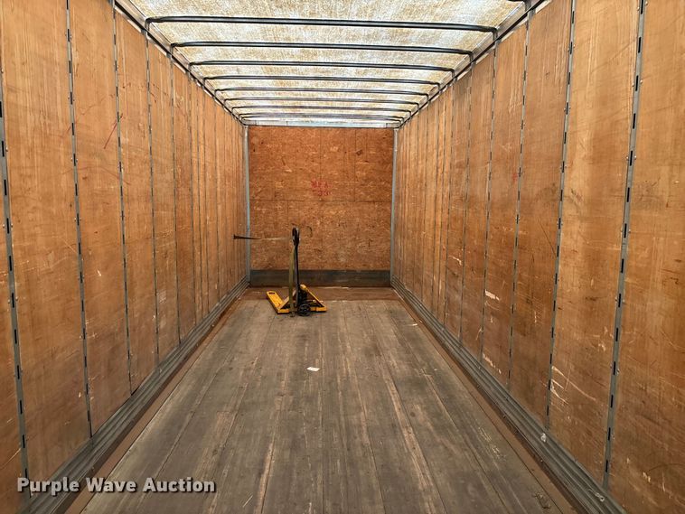 image for item FC5837 2008 Strick dry van trailer