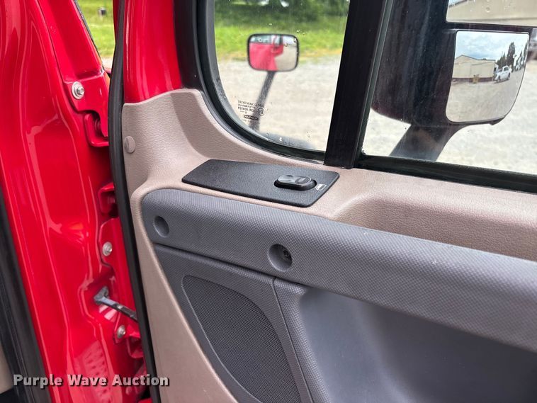 image for item FC5841 2015 Freightliner Cascadia 125 semi truck